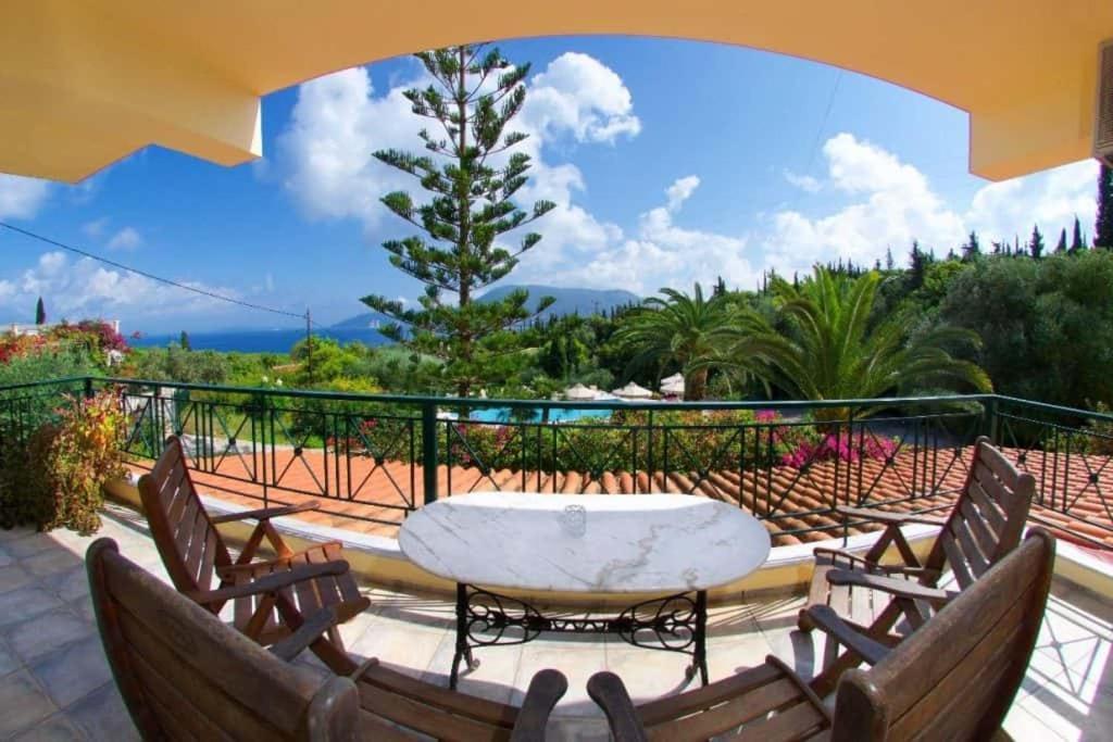 פיסקרדו Panorama Apartments Fiscardo מראה חיצוני תמונה